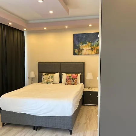 Lara Park Suits Comfort Apartament *