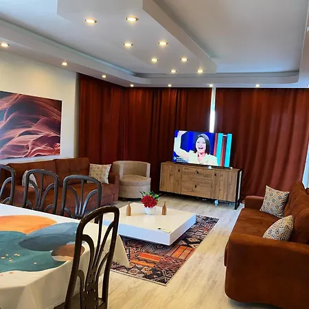 Lara Park Suits Comfort