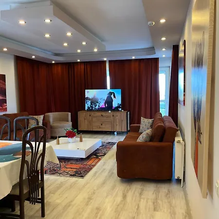 Lara Park Suits Comfort *