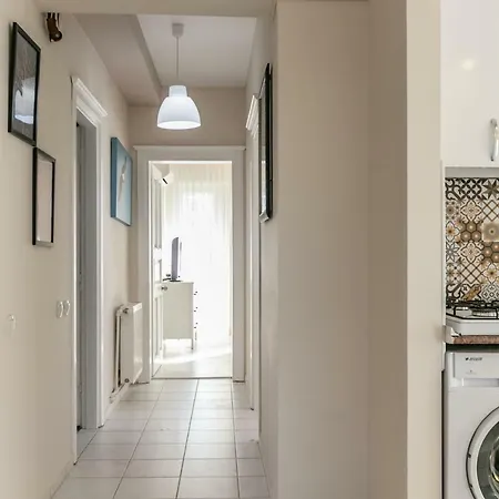 Lara Park Suits Comfort Apartment